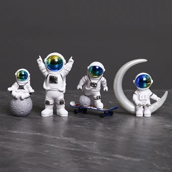 4 buc Astronaut Figura Statuie Figurina Cosmonaut Sculptura Decor Acasă Desktop Astronaut Miniaturi pentru Copii Cadouri Model de Jucărie